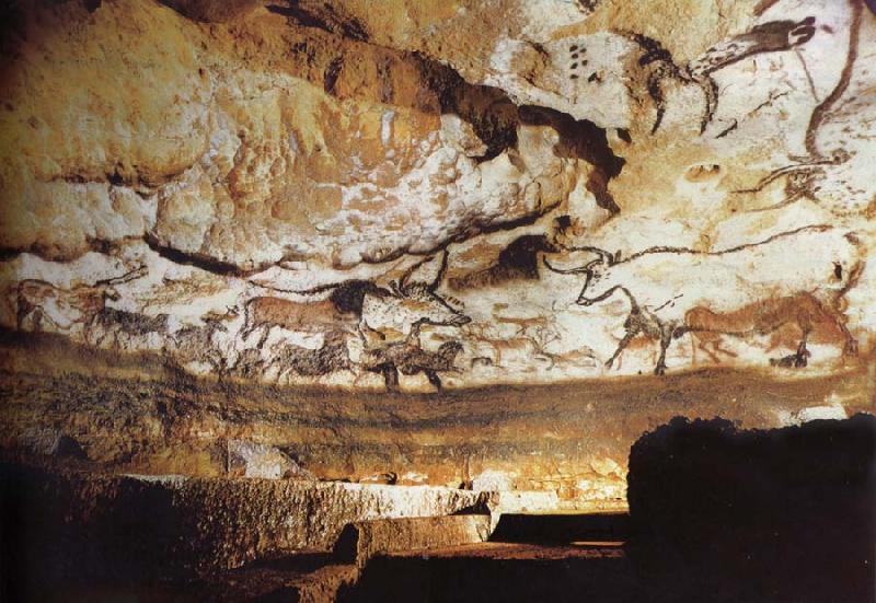 unknow artist The-large Hall in the cave of Lascaux France